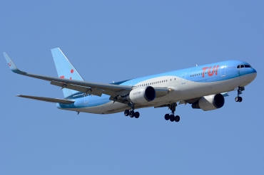G-OBYG (29137) 1998 Boeing 767-304(ER)(WL)