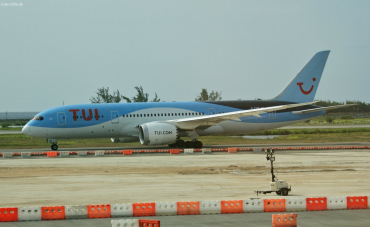 G-TUIB (34423) 2013 Boeing 787-8 Dreamliner