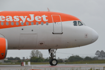 OE-IVS (7235) 2016 Airbus A320-214