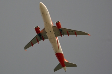 OE-IVD (7183) 2016 Airbus A320-214