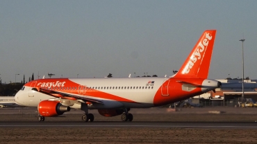 OE-IZE (4594) 2011 Airbus A320-214