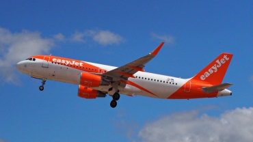 OE-IZF (6831) 2015 Airbus A320-214(WL)