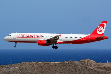 OE-LCJ (5126) 2012 Airbus A321-211