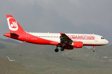 OE-LOG (4187) 2010 Airbus A320-214