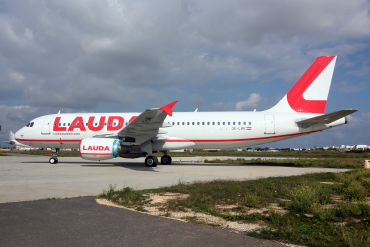 OE-LMR (2633) 2005 Airbus A320-214