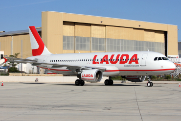 OE-LMT (2656) 2006 Airbus A320-214