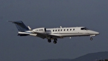 LN-AWB · Bombardier Learjet 45 · (FAO / LPFR)