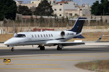LN-AWB