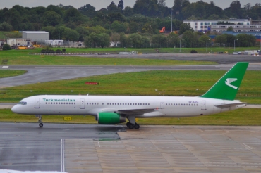 EZ-A014 (30863) 2001 Boeing 757-22K