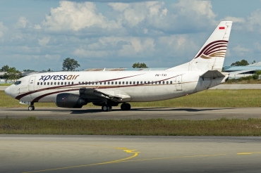 PK-TXI (24671) 1990 Boeing 737-322
