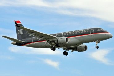 N811MD (17000028) Embraer 170-100SU