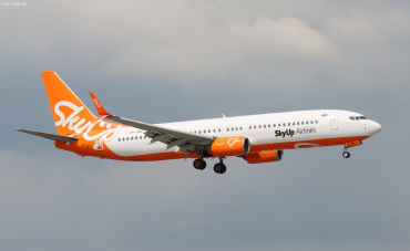 UR-SQA (40150) 2013 Boeing 737-8H6(WL)