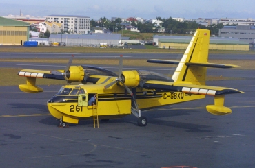 C-GBXQ (1076) 1983 Canadair CL-215-IV