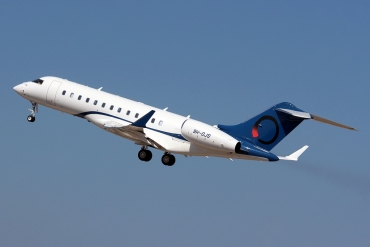 9H-OJS · Bombardier BD-700-1A10 Global 6000 · (MLA / LMML)