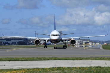 TF-ISL · Boeing 757-223(WL) · (SVG / ENZV)