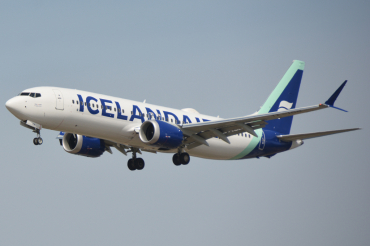TF-ICR (44362) 2021 Boeing 737-8 MAX