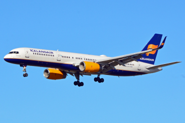 TF-ISR (26248) 1999 Boeing 757-256(WL)
