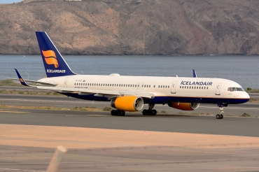 TF-FIO (29436) 1999 Boeing 757-208(WL)