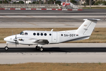 5A-DDY (BL-6) 1980 Beechcraft B200C Super King Air