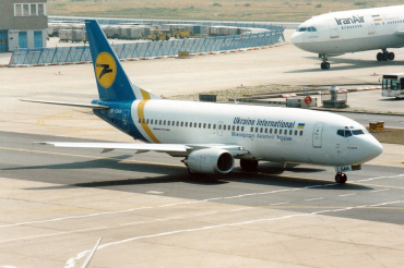 UR-GAH (29130) 1999 Boeing 737-32Q(WL)