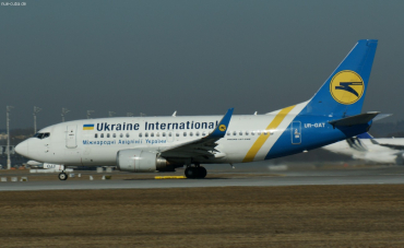 UR-GAT (25237) 1993 Boeing 737-528(WL)
