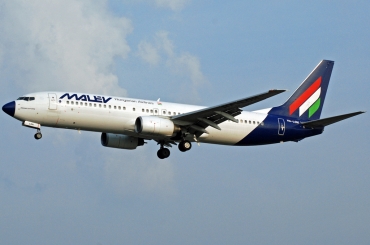 HA-LOH (30667) 2004 Boeing 737-8Q8