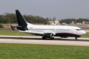 G-SWRD (27834) 1995 Boeing 737-3L9(WL)
