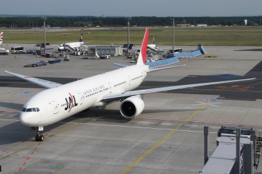 JA733J (32432) 2005 Boeing 777-346/ER