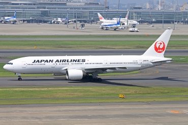 JA8979 (27638) 1997 Boeing 777-289