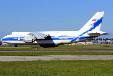 RA-82044 (9773054155109) 1991 Antonov An-124-100