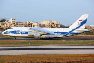 RA-82074 (9773051459142) 1993 Antonov An-124-100