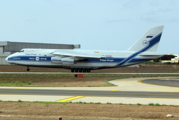 RA-82079 (9773052062157) 2000 Antonov An-124-100