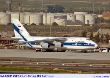 RA-82081 (9773051462165) 2004 Antonov An-124-100
