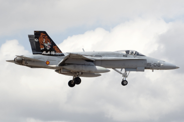 C.15-21 / 15-08 McDonnell Douglas EF-18A Hornet
