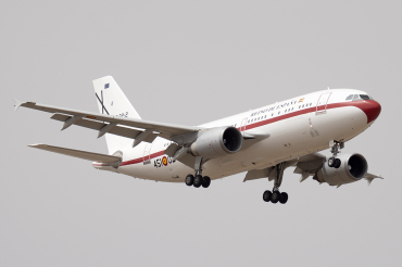 T.22-2 / 451-02 1990 Airbus A310-304