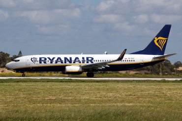 SP-RSF · Boeing 737-8AS(WL) · (MLA / LMML)
