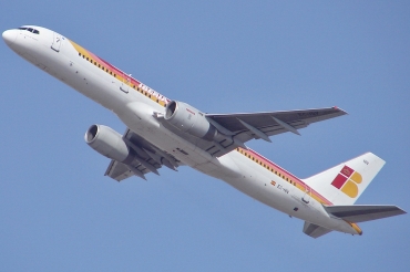 EC-HIV, (cn 29312), Boeing 757-256