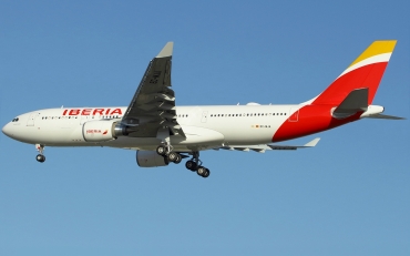 EC-MJA (1700) 2016 Airbus A330-202