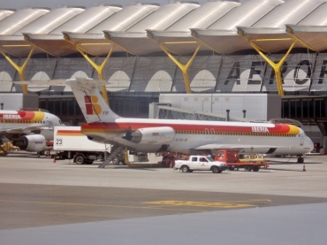 EC-FOF 53307) McDonnell Douglas MD-88