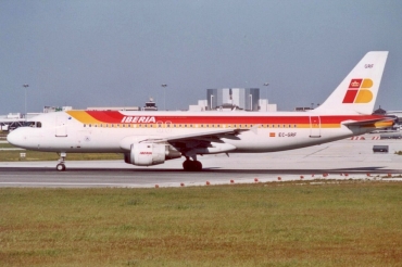 EC-GRF (136) 1990 Airbus A320-211