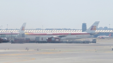 EC-GUP · Airbus A340-313 · (MAD / LEMD)