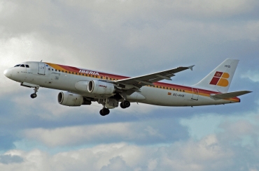 EC-HYD · Airbus A320-214 · (CPH / EKCH)