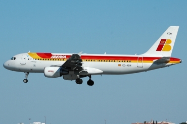 EC-KOH (2248) 2004 Airbus A320-214