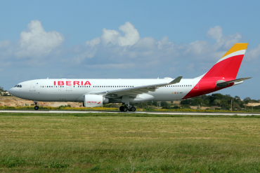 EC-MOY (1784) 2017 Airbus A330-202