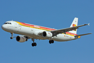 EC-ILO (1681) 2002 Airbus A321-211