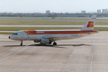 EC-FDA (176) 1991 Airbus A320-211