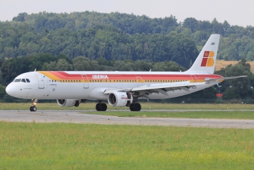 EC-JDM (2357) 2004 Airbus A321-213
