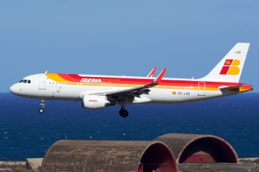 EC-LXQ (5692) 2013 Airbus A320-216(WL)