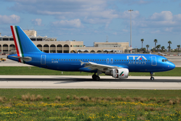 EI-DTH (3956) 2009 Airbus A320-216
