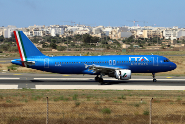 EI-DTH (3956) 2009 Airbus A320-216